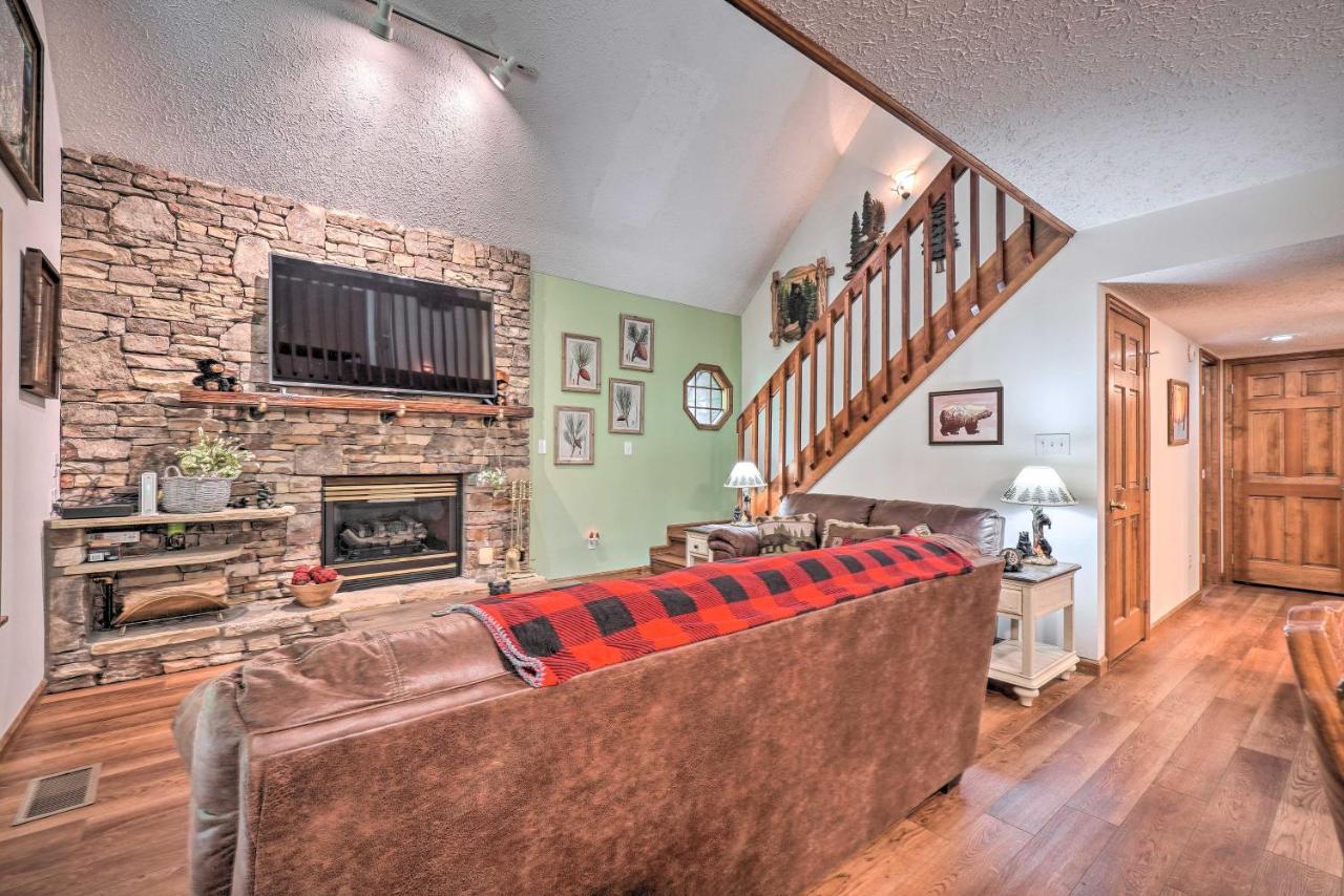 Picturesque Pigeon Forge Cabin With Mountain Views Εξωτερικό φωτογραφία