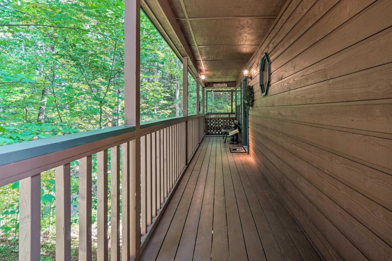 Picturesque Pigeon Forge Cabin With Mountain Views Εξωτερικό φωτογραφία